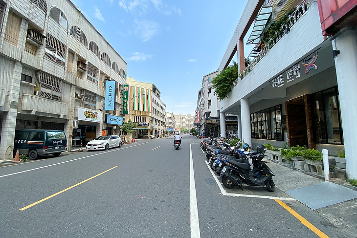 店家門口_地理位置.jpg