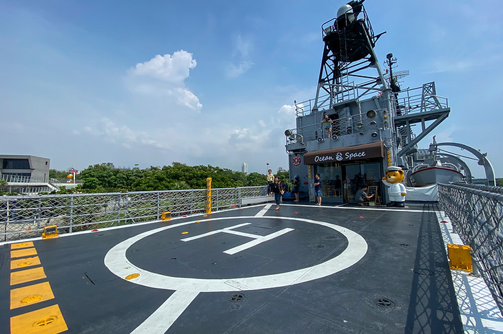軍艦上甲板.jpg