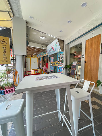 店家門口_騎樓處.jpg
