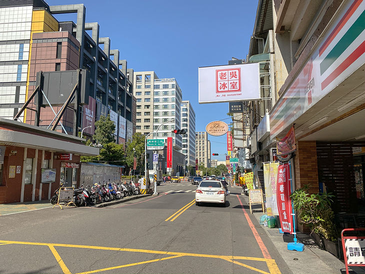 店家環境/地理位置.jpg