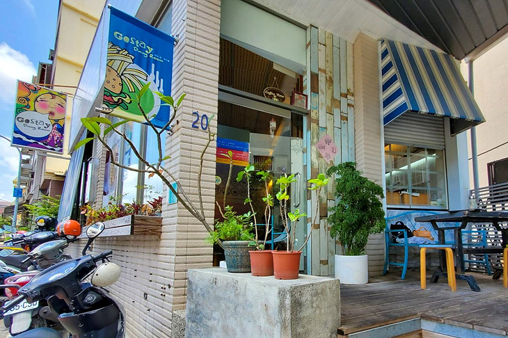 店家門口.jpg
